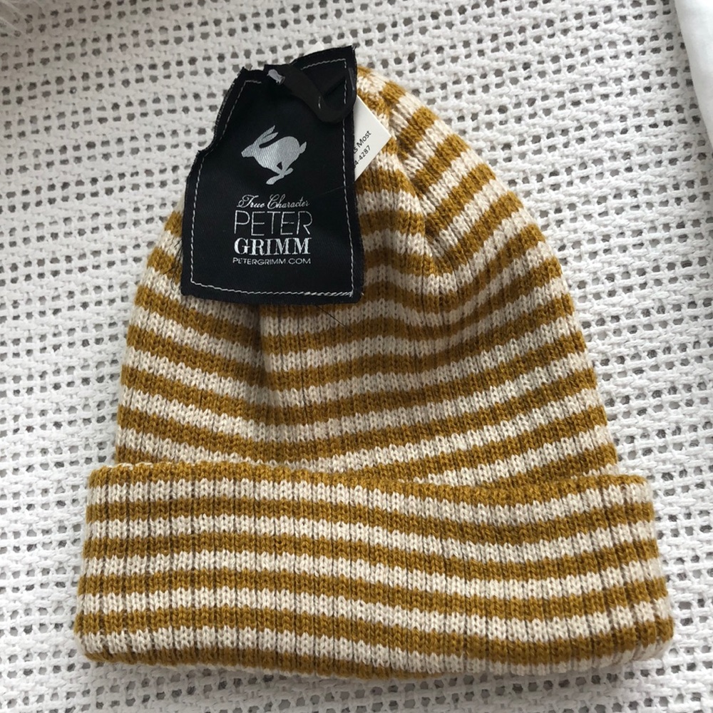 NWT Peter Grimm Burney Beanie